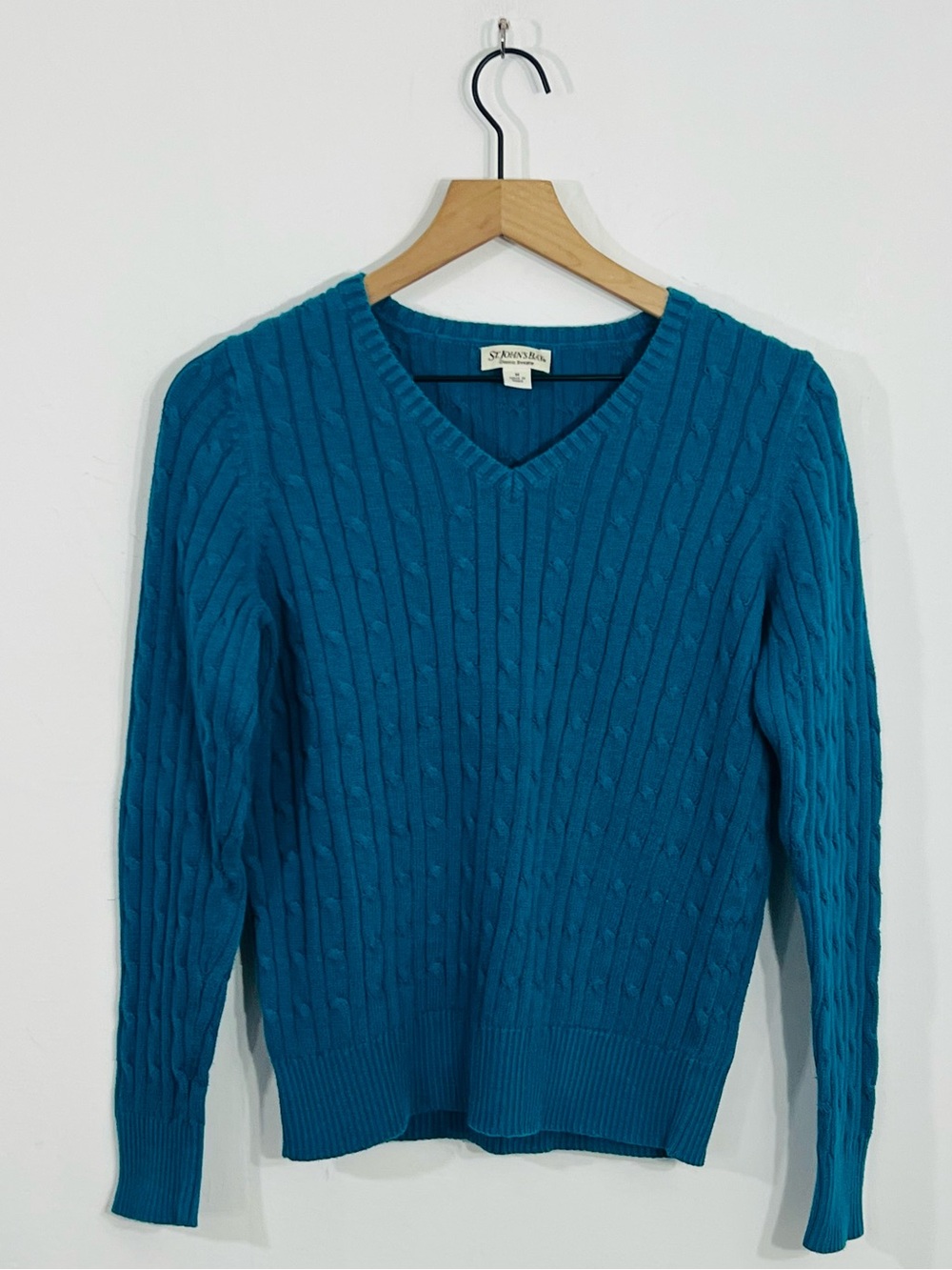 St. John's Bay Blue Cable Knit V-Neck Long Sleeve Pullover Sweater Size Medium